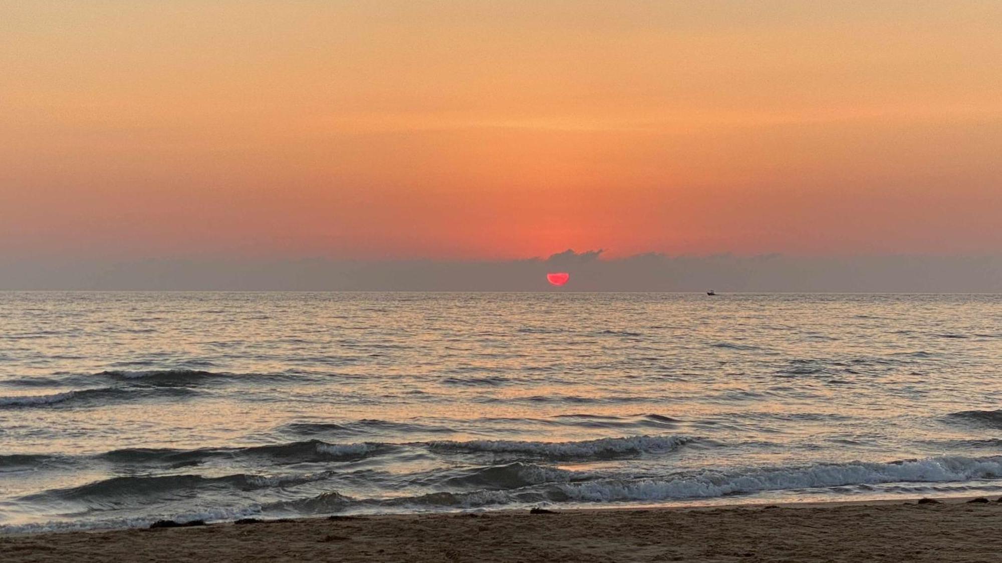 Mediterranean Sunset Villa Пунта-Браччетто Экстерьер фото